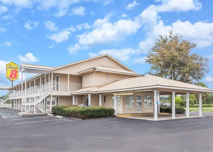 Best Hotels near Kohl Center, Madison