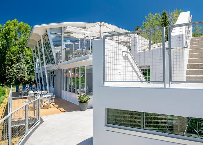 Best Hotels in Aspen Colorado for Unforgettable Stays