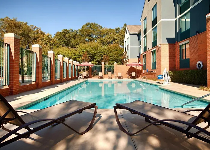 Best Hotels in Roswell, GA