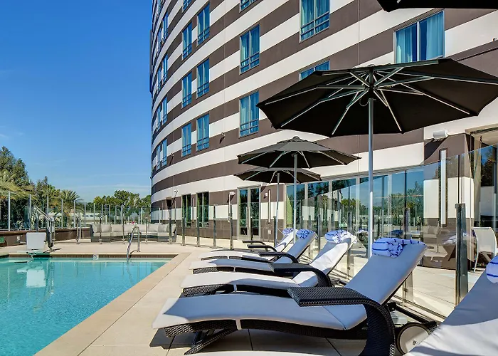 Top-Rated Bell Gardens Hotels