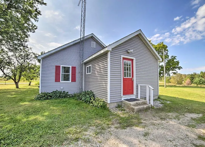 Best Hotels in Newberry MI