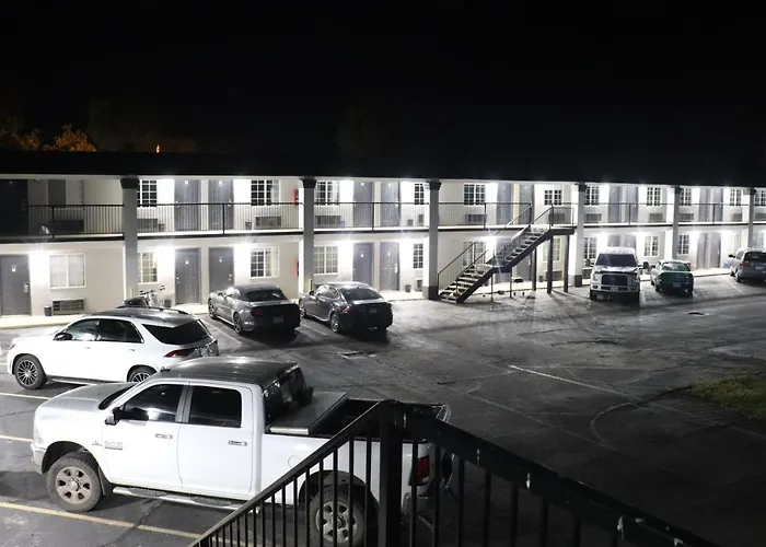 Top River Park Hotels and Suites in Miami