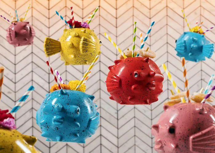 Top Hotels with Jacuzzi Rooms in Las Vegas