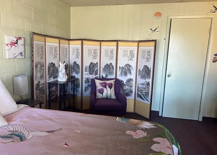 Top Hotels in La Junta for an Unforgettable Stay