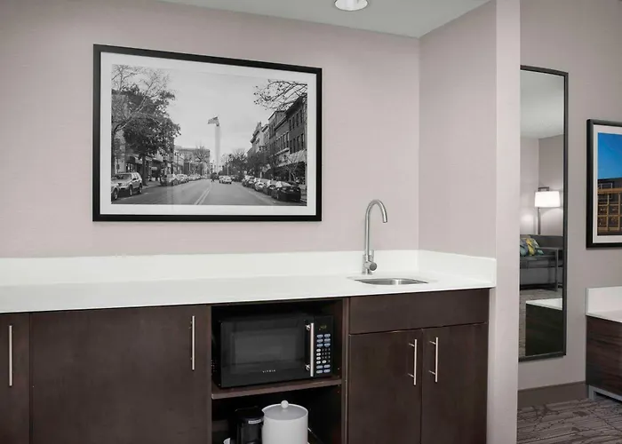 Top-Rated Hotels Near Easton Town Center