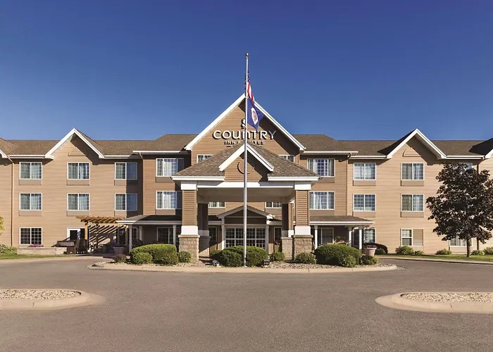 Top Hotels in Albert Lea, MN