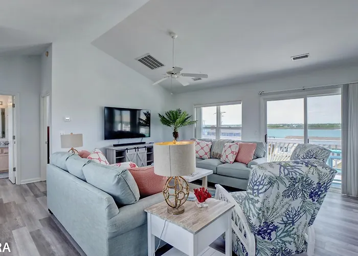 Top Hotels in Topsail Beach