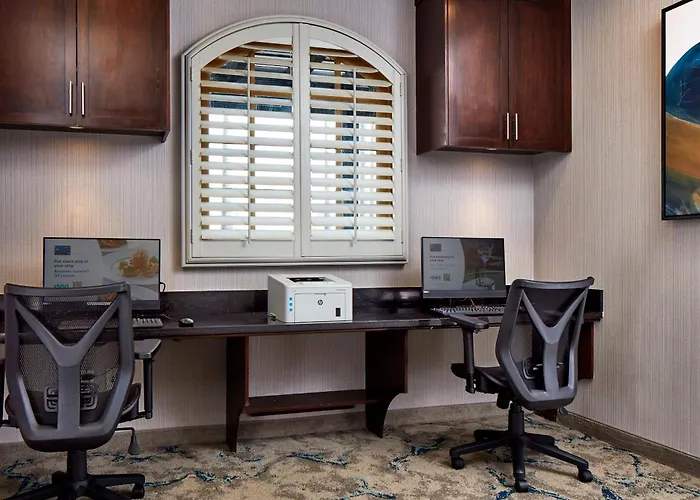 Top-Rated Hotels for Your Valencia Vacation