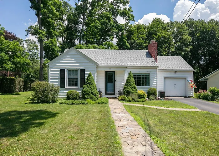 Top Hotels in Elmira, NY