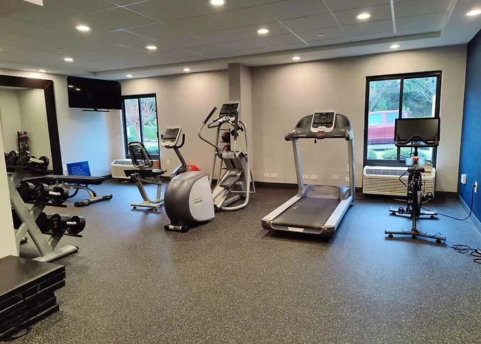 Top Hotels in Peachtree City