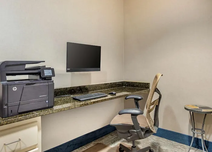 Top Lawrenceville Hotels