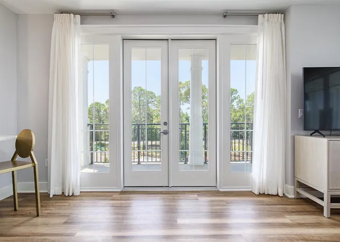 Premier Hotels around Destin Florida