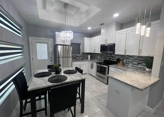 Top Gay Hotels in San Juan