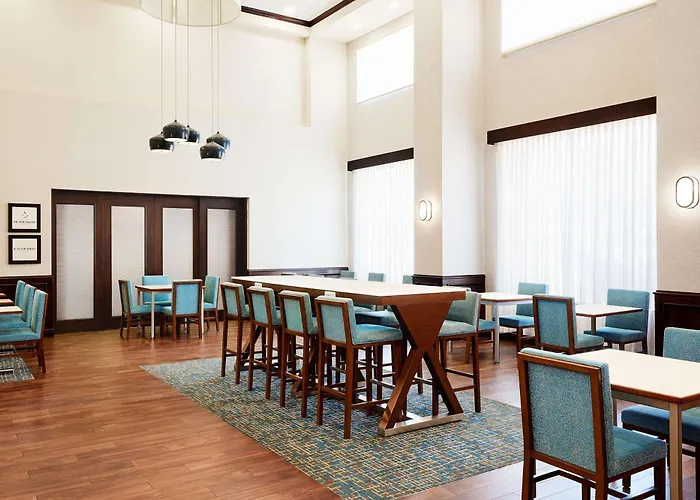 Top Hotels in Ridgecrest for Desert Exploration