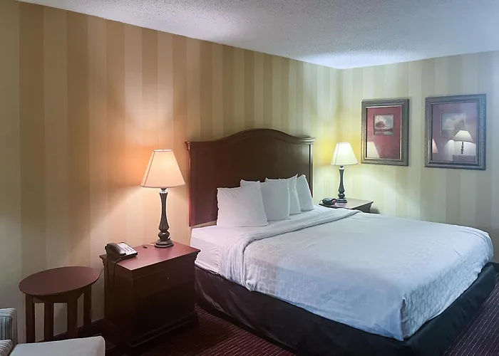 Top-Rated Hotels in Stafford, Virginia
