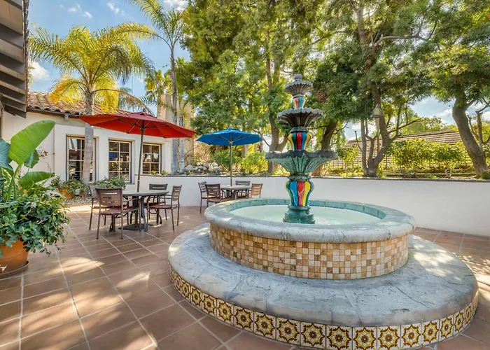 Best Hotels Near San Diego Zoo