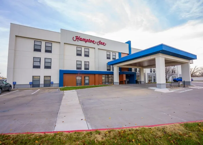 Top Hutchinson Island Hotels for Coastal Serenity