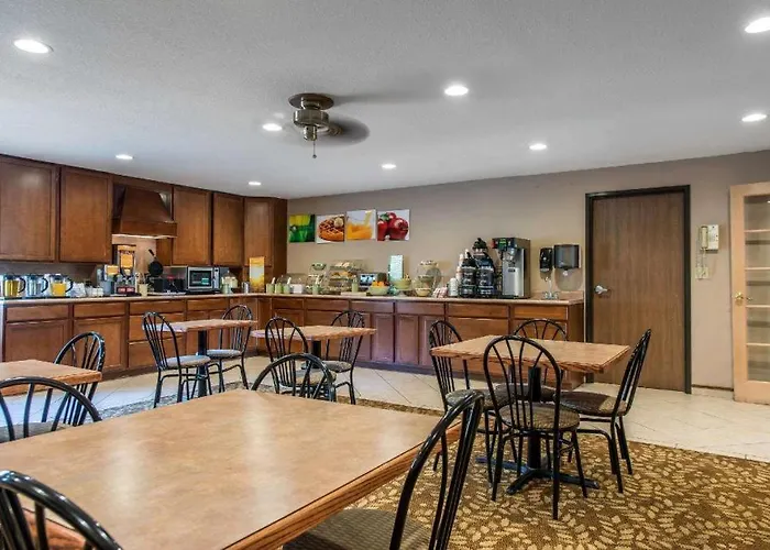 Best Hotels in Burlington, Colorado