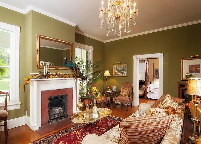 Top Hotels in Milledgeville, GA