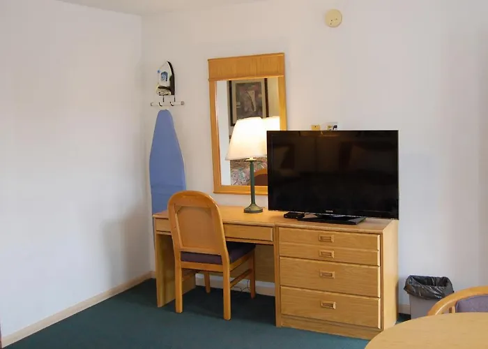 Best Hotels Near Canton GA