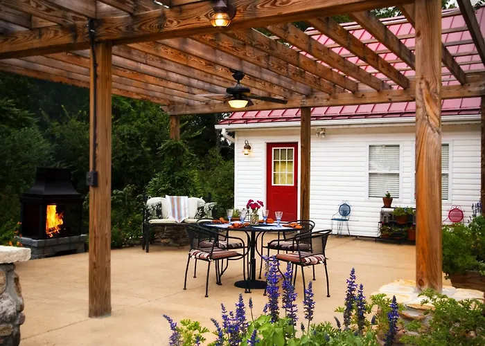 Top Hotels in Hernando MS