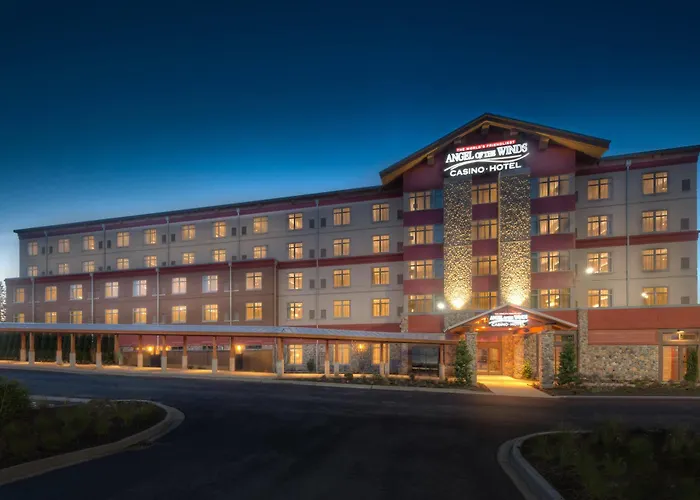 Top Hotels Near Six Flags Arlington