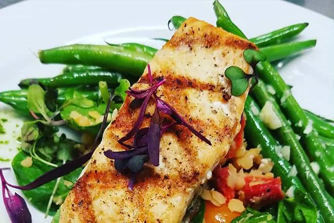 15 Best Restaurants in Lake Placid, NY